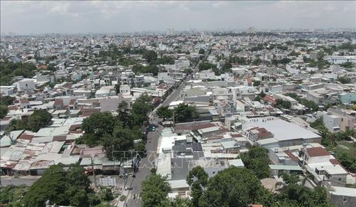 Sau sáp nhập, xã Bà Điểm có diện tích tự nhiên 27,36 km² và quy mô dân số đặc biệt lớn, lên tới hơn 206.000 người.