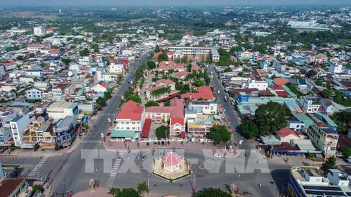 Việc quản lý, sử dụng hiệu quả các trụ sở nhà, đất công góp phần hạn chế lãng phí tài sản công và tạo thêm nguồn lực cho phát triển kinh tế - xã hội. Ảnh: Giang Phương - TTXVN