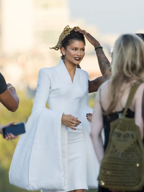 Thiết kế mà Zendaya lựa chọn không chỉ gây ấn tượng về mặt thị giác mà còn mang nhiều ý nghĩa.