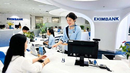 Eximbank không thiếu lịch sử. Điều ngân hàng cần lúc này là một chu kỳ thực thi đủ thuyết phục để biến lịch sử ấy thành năng lực cạnh tranh mới. Ảnh: BCTN EIB 2025