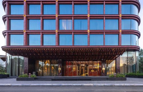 Khách sạn Dusit Từ Hoa Palace vừa xuất sắc nhận giải thưởng Khách sạn phong cách quy mô nhỏ tốt nhất thế giới của giải thưởng LIV Hospitality Design Awards. Ảnh: BEA.