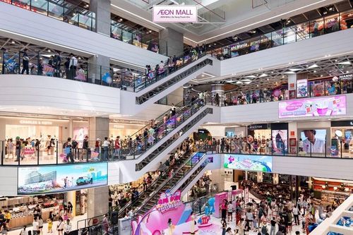 Trung tâm thương mại AEON Mall Đà Nẵng Thanh Khê đi vào hoạt động cùng chuỗi các trung tâm thương mại, siêu thị bán lẻ hiện đại sẽ tạo động lực thúc đẩy bán lẻ Đà Nẵng tăng trưởng trong những tháng cuối năm 2026