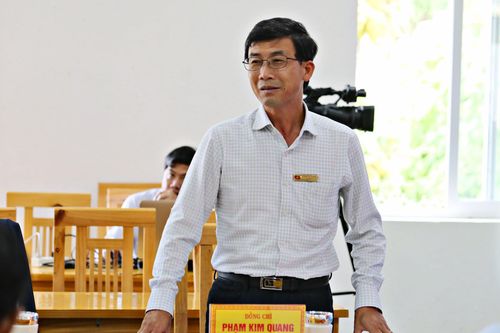 Bí thư Đảng ủy phường Cam Ly - Đà Lạt Phạm Kim Quang phát biểu tiếp thu ý kiến chỉ đạo của lãnh đạo UBND tỉnh và các sở, ngành về quy hoạch chung đô thị liền kề