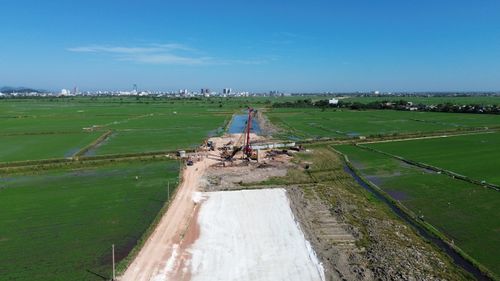 Trong đó, các hạng mục do Công ty Cổ phần Tập đoàn Đồng Tâm thi công chậm kéo dài, chủ đầu tư đã có văn bản nhắc nhở, yêu cầu đẩy nhanh tiến độ thi công, nhưng nhà thầu vẫn không triển khai theo các cam kết đã đưa ra.