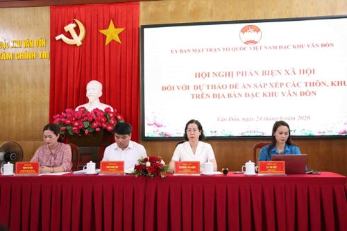 Đặc khu Vân Đồn tổ chức Hội nghị phản biện xã hội về dự thảo Đề án sắp xếp các thôn, khu phố trên địa bàn. Ảnh: V. Nam