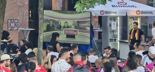 Các nhà hàng ở Leipzig luôn chật khách mỗi khi truyền hình trực tiếp các trận bóng đá World Cup