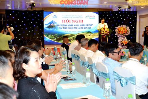 Gần 200 đại biểu là là lãnh đạo các cơ quan quản lý, chuyên gia, hiệp hội nghề nghiệp, doanh nghiệp, nhà đầu tư và cơ quan truyền thông tham dự hội nghị. Ảnh: Quốc Hồng