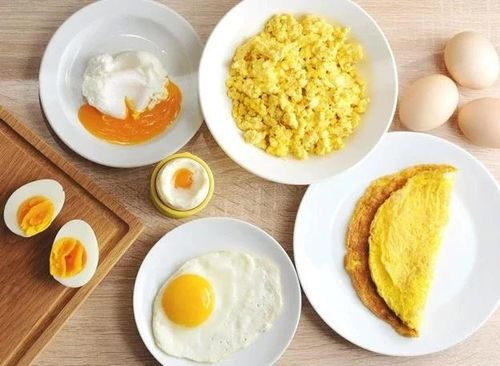 Trứng là nguồn dinh dưỡng quen thuộc trong bữa ăn hằng ngày. Ảnh minh họa