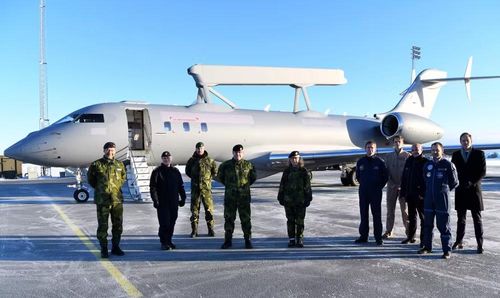 Hiện Thụy Điển, Pháp và Canada đều đã lựa chọn mẫu máy bay này để trang bị cho lực lượng vũ trang.