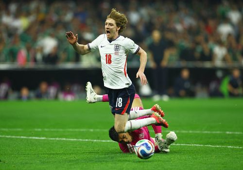  Gordon được HLV Tuchel tín nhiệm. Ảnh: Reuters. 