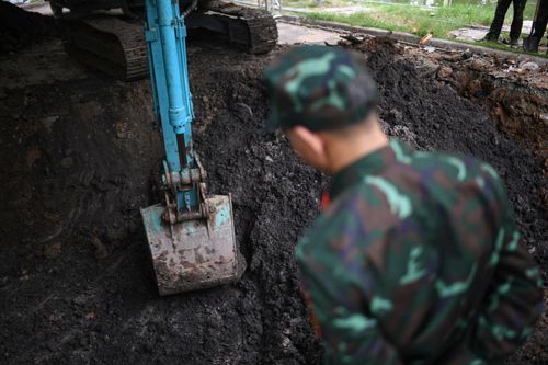 Ban Chỉ đạo 515 TP.HCM cho biết khu vực công viên Lê Thị Riêng từng là nghĩa trang Đô Thành trước cũ. Nhiều nguồn tư liệu, bản đồ quân sự, không ảnh cùng lời kể của nhân chứng đều cho thấy nơi đây có các rãnh chôn tập thể những chiến sĩ hy sinh trong đợt Tổng tiến công và nổi dậy Xuân Mậu Thân 1968. Kết quả khảo sát địa vật lý và khai quật thực tế đang từng bước củng cố các nhận định này.