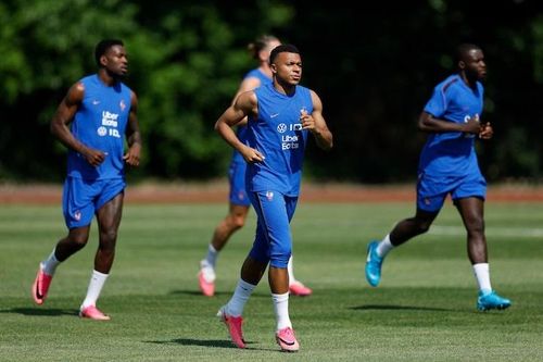 Tốc độ cao của Mbappé còn đến từ luyện tập. Ảnh: Reuters. 