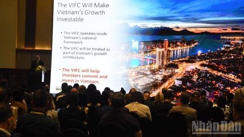 Nhiều vấn đề được thảo luận, cho ý kiến tại diễn đàn.