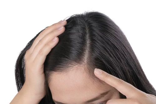 Tóc của chúng ta không mọc lên theo cách mà sách giáo khoa mô tả.