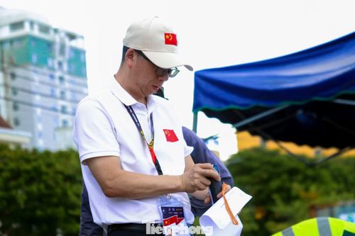 Đại diện đội Trung Quốc cho biết sẽ mang đến chương trình dài khoảng 21 phút với chủ đề tôn vinh Đà Nẵng, thành phố du lịch an toàn, hiện đại và thân thiện. Màn trình diễn được xây dựng trên nền 10 ca khúc nổi tiếng, kết hợp hiệu ứng ánh sáng và pháo hoa nhằm khắc họa hình ảnh một Đà Nẵng trẻ trung, năng động và giàu sức sống.