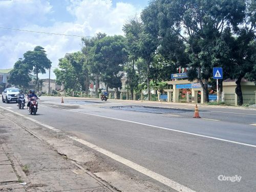 Công tác sửa chữa được thực hiện từ cuối tháng 5/2026 đến nay vẫn chưa xong.
