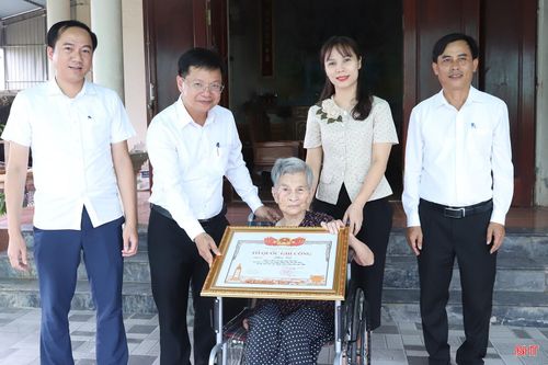 Những tấm bằng "Tổ quốc ghi công" thể hiện sự tri ân sâu sắc của Đảng, Nhà nước.