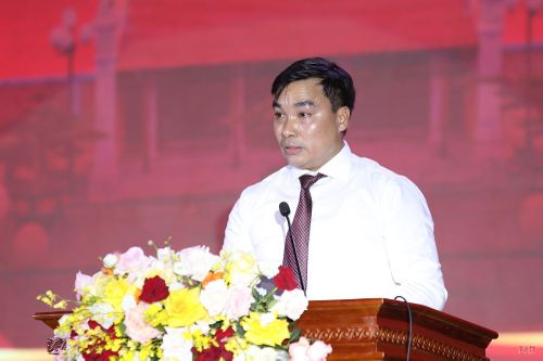 Chủ tịch UBND xã Cổ Đạm Nguyễn Văn Tuấn trình bày diễn văn tại buổi lễ.