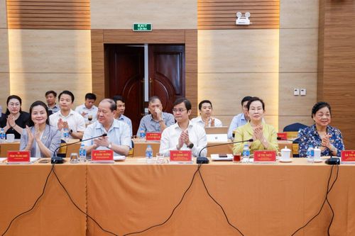 Các đại biểu tham dự hội nghị. Ảnh: Phạm Quang Vinh