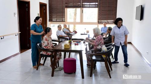 Các hoạt động chăm sóc, sinh hoạt của người cao tuổi tại Viện dưỡng lão Nam An Garden (phường Hàng Gòn, Tp.Đồng Nai).