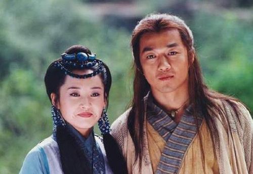 Lệnh Hồ Xung và Nhậm Doanh Doanh là cặp đôi khác biệt trong thế giới Kim Dung.