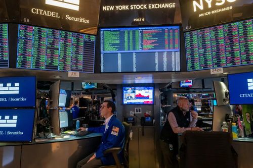 Thị trường chứng khoán Mỹ đóng cửa trái chiều vào ngày 8/7. Ảnh: New York Post.
