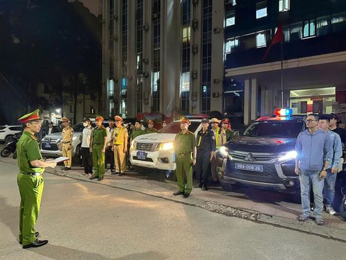 Lực lượng Cảnh sát hình sự Công an tỉnh trước ca tuần tra đêm tại các khu vực trọng điểm của tỉnh.