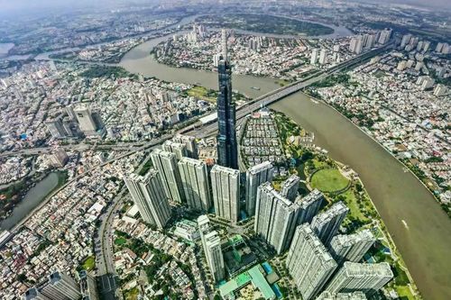 Theo Luật Đô thị đặc biệt, người dân sẽ được hưởng lợi trước hết từ việc rút ngắn thời gian giải quyết thủ tục hành chính. Ảnh internet