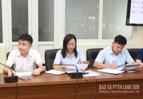 Đại biểu dự hội nghị tập huấn