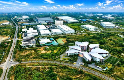 Một góc Khu công nghệ cao Hòa Lạc. Ảnh: Phạm Hùng