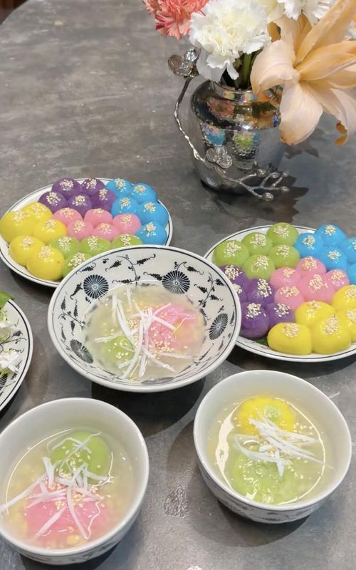 Thành phẩm của ba mẹ con cũng nhanh chóng thu hút sự chú ý. 