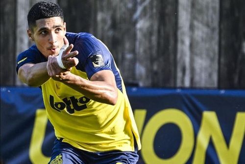 Anan Khalaili gia nhập Inter từ Union Saint Gilloise với giá 25 triệu euro. Cầu thủ 21 tuổi sẽ trực tiếp thay thế vị trí của Denzel Dumfries, người vừa chuyển sang khoác áo Real Madrid. 