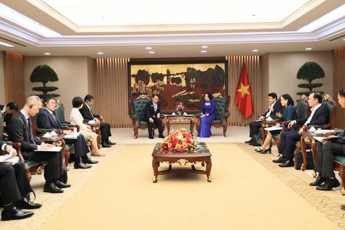 Phó Thủ tướng Phạm Thị Thanh Trà bày tỏ vui mừng về hợp tác địa phương và giao lưu nhân dân giữa hai nước - Ảnh: VGP/Thu Giang