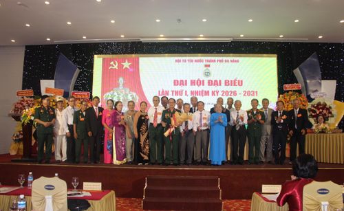 Ban chấp hành Hội Tù yêu nước TP Đà Nẵng nhiệm kỳ 2026-2031 ra mắt đại hội.