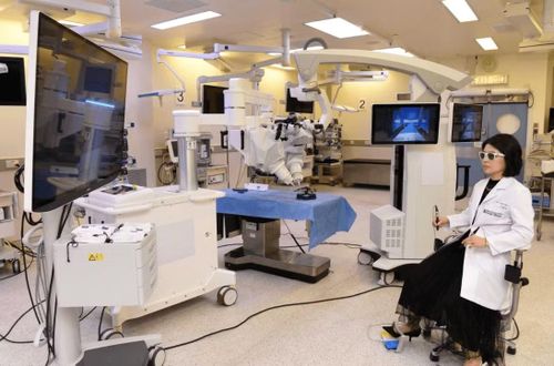 Dù quy mô thử nghiệm chưa lớn, kết quả này vẫn được giới chuyên môn đánh giá rất cao bởi công nghệ y tế luôn cần nhiều năm kiểm chứng trước khi được áp dụng rộng rãi, và việc toàn bộ các ca phẫu thuật đầu tiên đều đảm bảo lưu thông mạch máu ổn định đã chứng minh nền tảng robot đủ độ tin cậy để xử lý những thao tác đòi hỏi độ chính xác gần như tuyệt đối.