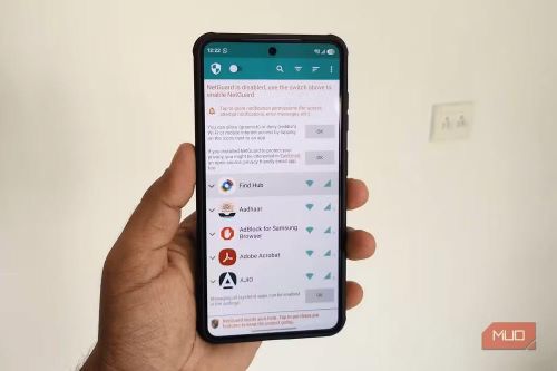Trong khi đó, NetGuard là công cụ mã nguồn mở nổi bật cho phép người dùng chặn kết nối Internet của từng ứng dụng riêng lẻ trên Wi-Fi hoặc dữ liệu di động, từ đó tiết kiệm dung lượng 3G, 4G, 5G, hạn chế ứng dụng chạy ngầm và kéo dài thời lượng pin mà không cần can thiệp sâu vào hệ thống. (Ảnh: MUO)