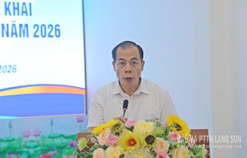 Giám đốc Sở Giáo dục và Đào tạo phát biểu quán triệt nhiệm vụ năm học mới