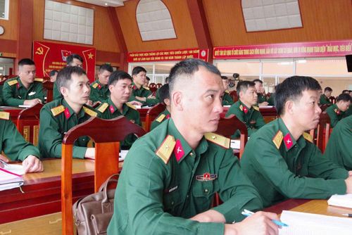 Công tác giáo dục tư tưởng cán bộ, chiến sĩ được Đảng ủy, Bộ CHQS tỉnh tiến hành thường xuyên