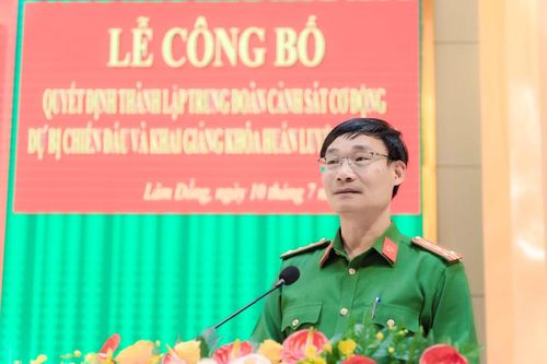 Đại tá Nguyễn Văn Dũng, Phó Giám đốc Công an tỉnh phát biểu chỉ đạo