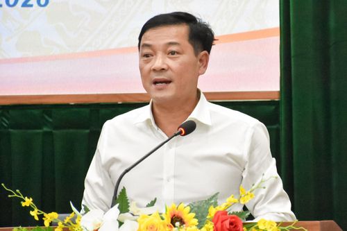 Phó Chủ tịch Thường trực UBND tỉnh Lê Trọng Yên đề nghị các sở, ngành, địa phương, chủ đầu tư quyết tâm cao phấn đấu hoàn thành mục tiêu giải ngân theo kế hoạch năm 2026