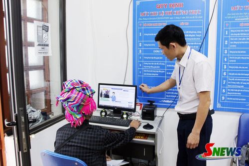 Phường Chiềng Sinh triển khai phần mềm trợ lý ảo hỗ trợ giải đáp thủ tục hành chính cho nhân dân. 