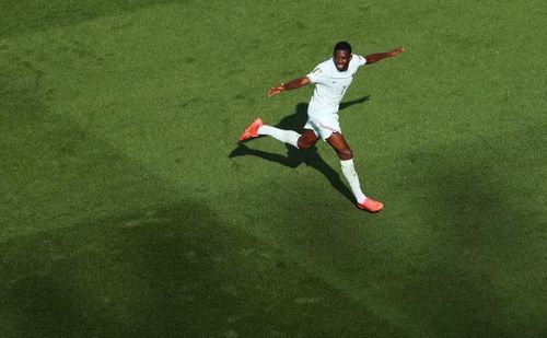 Ousmane Dembele là tác giả bàn ấn định tỷ số 2-0. Cầu thủ của PSG cũng là người được chấm điểm cao nhất trận này (8.9 điểm). Ảnh: Reuters.