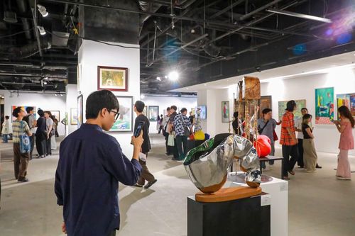 Triển lãm các tác phẩm nổi bật dự Festival Mỹ thuật Trẻ lần VIII - năm 2026.