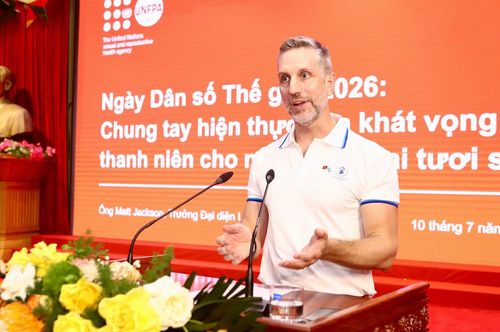 Trưởng đại diện Quỹ Dân số Liên Hợp Quốc tại Việt Nam Matt Jackson chia sẻ tại chương trình.