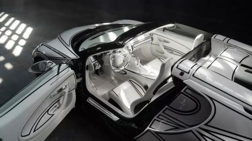 Nội thất của W16 Mistral Blanc Éternel. Ảnh: Bugatti.