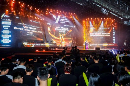 Thể thao điện tử được xác định là một lĩnh vực giàu tiềm năng, phù hợp với xu hướng phát triển của nền kinh tế số và xã hội số. Ảnh: Bùi Lượng