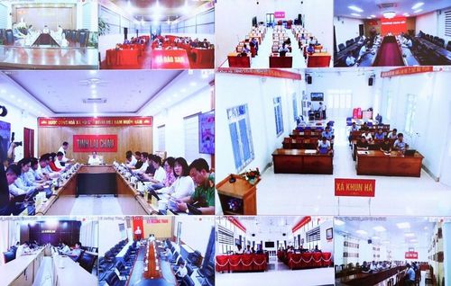 Hội nghị được kết nối trực tuyến đến điểm cầu UBND các xã, phường