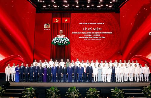 Tổng Bí thư, Chủ tịch nước Tô Lâm và các đại biểu dự Lễ kỷ niệm 80 năm Ngày truyền thống lực lượng An ninh nhân dân (12/7/1946 - 12/7/2026). Ảnh: Thống Nhất – TTXVN