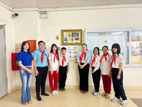 Thầy giáo Hoàng Đức Mạnh khẳng định vai trò của nhà trường trong việc nâng cao nhận thức sử dụng mạng xã hội cho học sinh. (Ảnh nhân vật cung cấp)