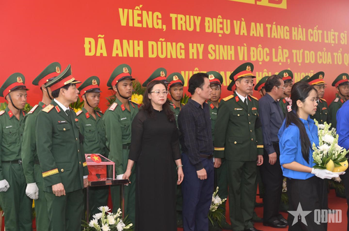 Xã Bát Xát, tỉnh Lào Cai tổ chức Lễ viếng, truy điệu và an táng hài cốt liệt sĩ, tháng 6-2026. Ảnh: HỒNG SÁNG